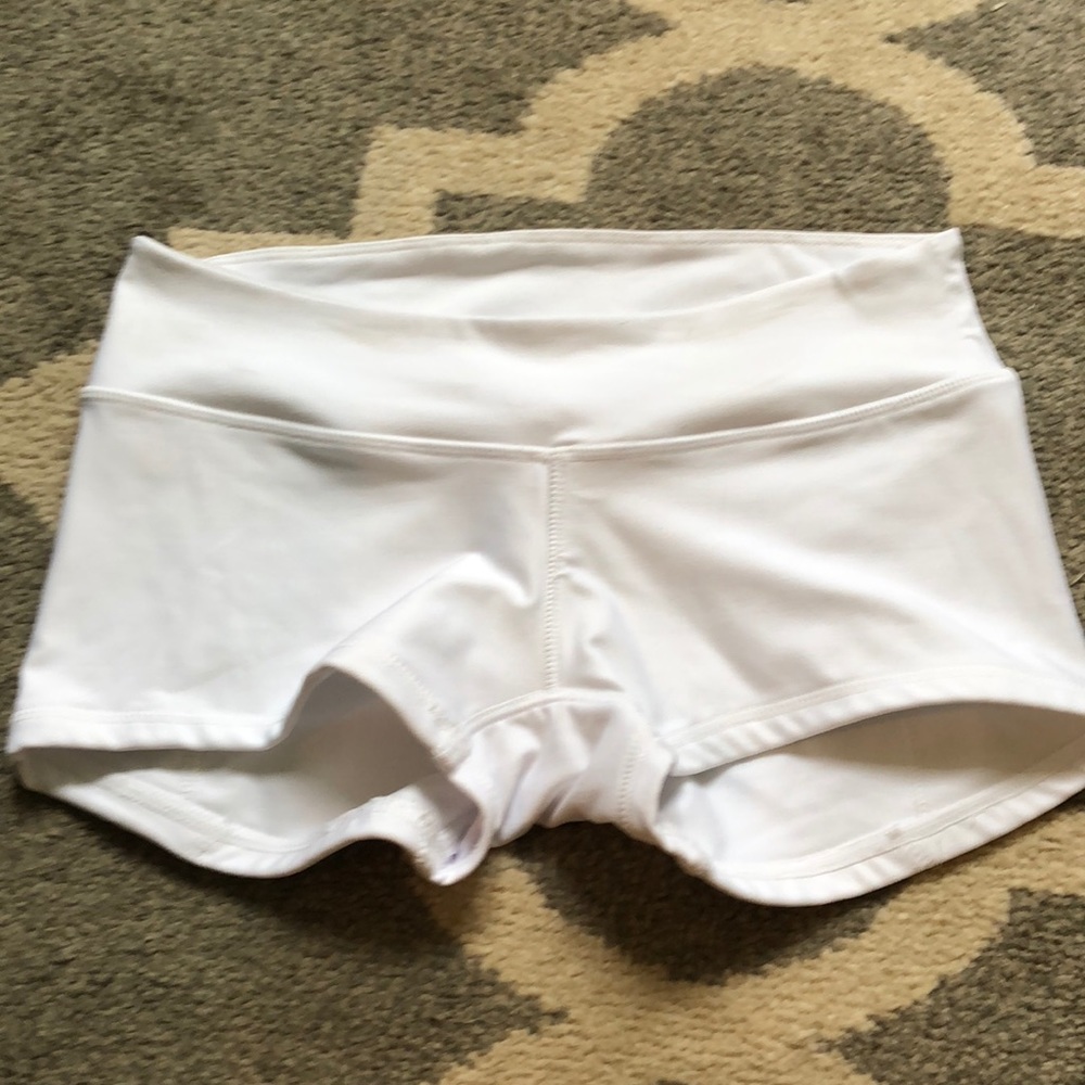 Vull Shorts